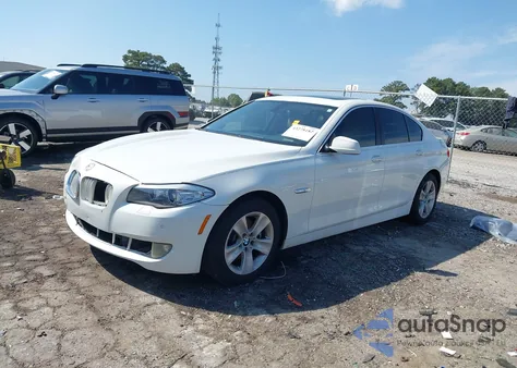 2011 BMW 528 I из США, поврежденный, VIN WBAFR1C54BC743580